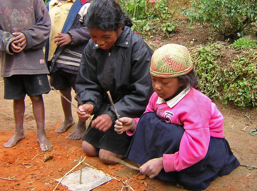 Ampongatany