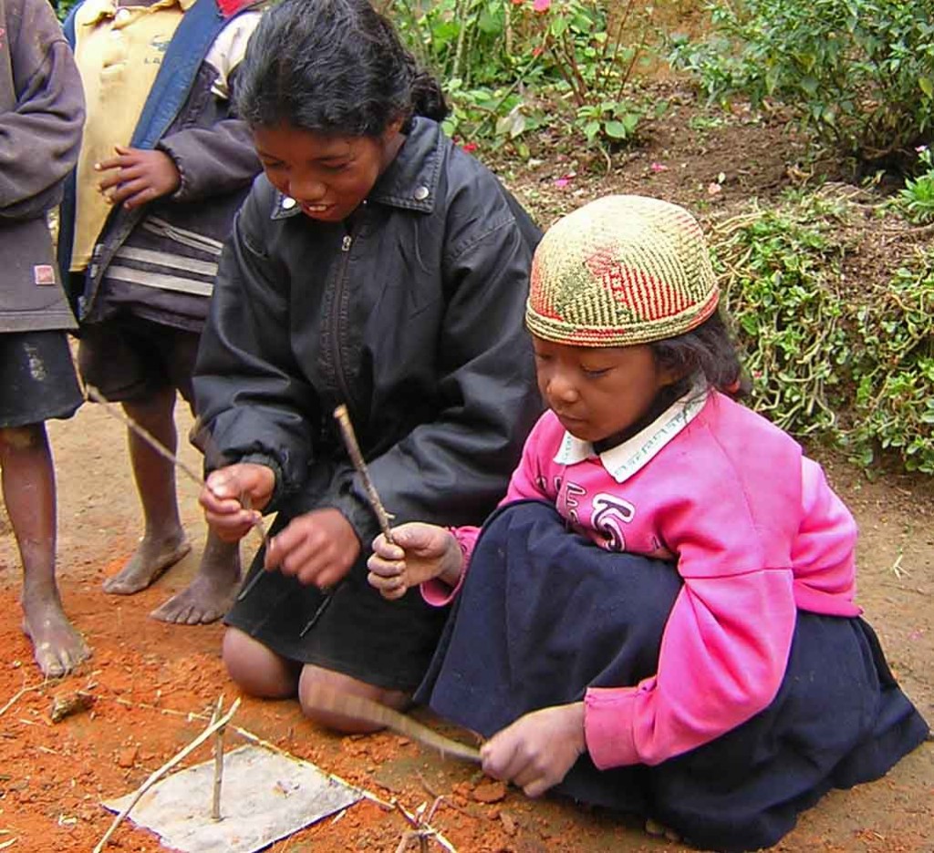 Ampongatany1